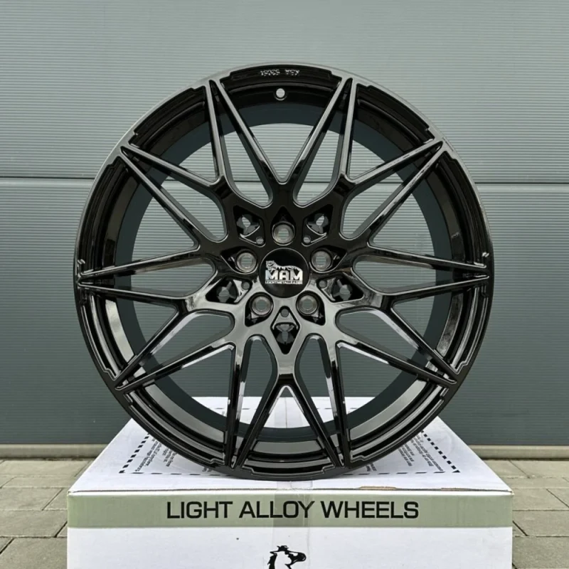19 Zoll Felgen MAM B2 schwarz für Mercedes A CLA Klasse W176 W177 C117 C118