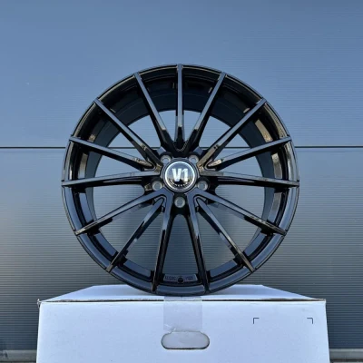 19 Zoll 4 Felgen V2 schwarz für Mercedes GLA C A E V Klasse Vito W447 639