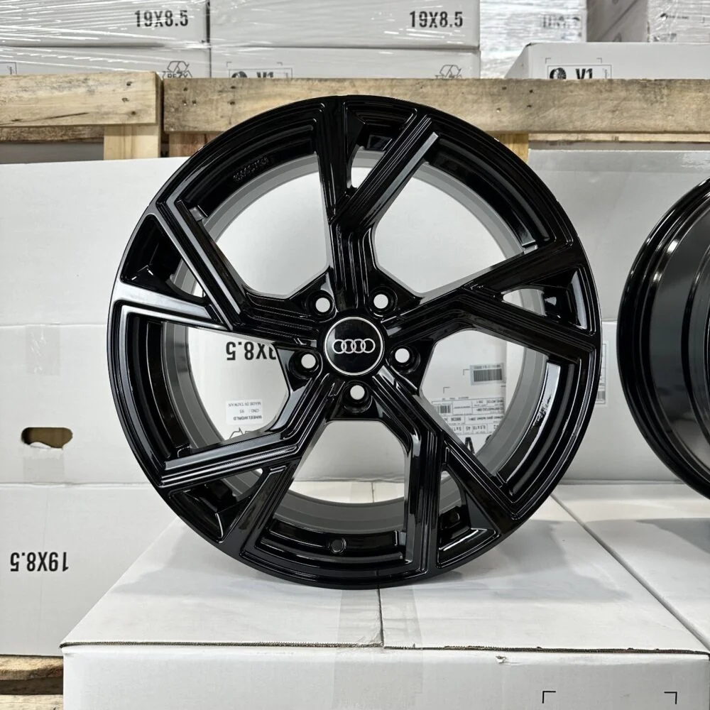 4x NEUE 19 Zoll Felgen Artform AF20 schwarz für VW Passat B8 B9 CC 3C R-Line