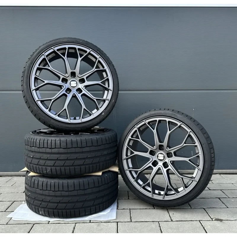 FF01 19 Zoll Sommerräder Winterreifen  Winterkompletträder Cupra Seat Leon 5F KL