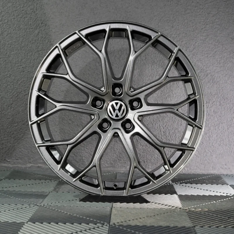 19 Zoll Felgen FF Wheels FF01 anthrazit für VW Golf 7 8 GTI Clubsport TCR 7R 8R