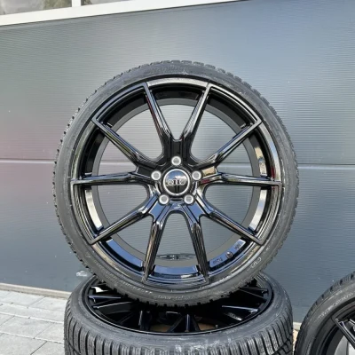 V1 schwarz 19 Zoll Winterräder Winterkompletträder für Audi A6 4G 4G1 C7 A8 4E